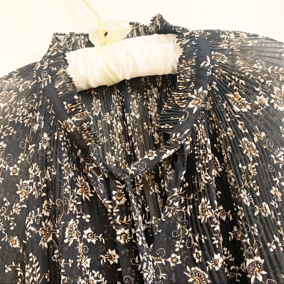 ANTHROPOLOGIE MEADOW RUE WHISPERING HILLS Top - Picture 7 of 11